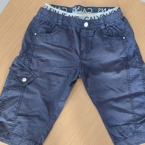 Calvin Klein blue cargo bermuda shorts for 12 years like new