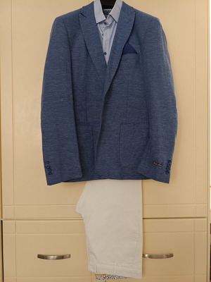 Berto Lucci men's suit like new, jacket, shirt and chino pants
