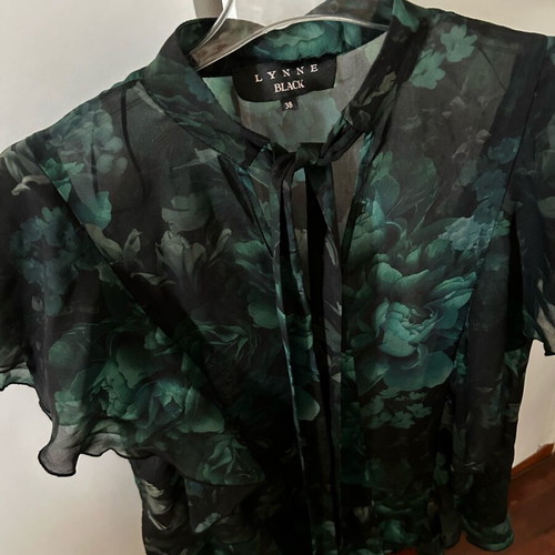 Lynne women's blouse like new, black and green, size S