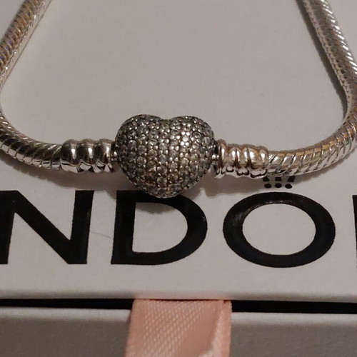 Pandora bracelet size 18 cm new, heart clasp with pave