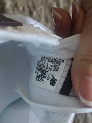 New Balance athletic shoes like new, size 37