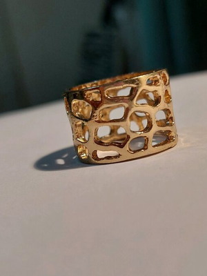 Women's ring new gold-colored
