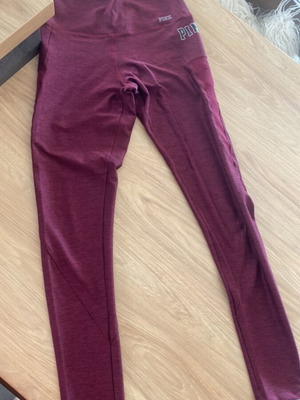 Victoria's Secret Pink women's workout leggings used, ankle length, pink and purple