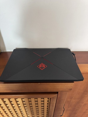 HP OMEN 15-dc0022nv gaming λάπτοπ με Intel Core i7 και 8GB RAM