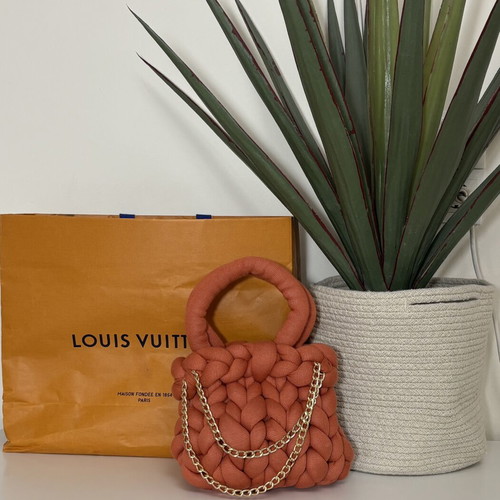 Marshmallow bag like new, orange handbag