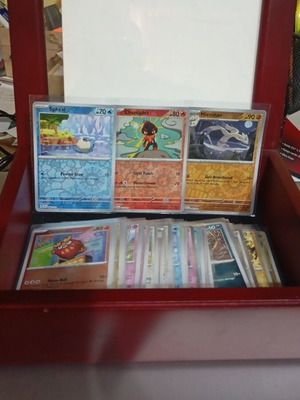 Pokémon reverse holo cards 38 pieces like new