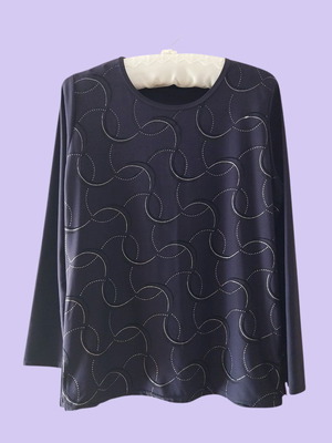 Women’s blouse DMJ Fashion dark purple with silver design like new