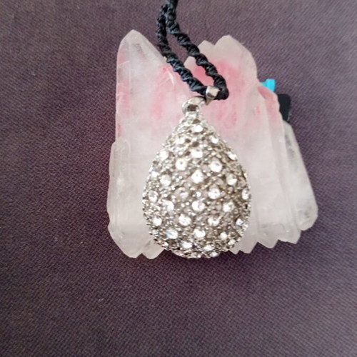 Necklace like new, silver, beautiful shape
