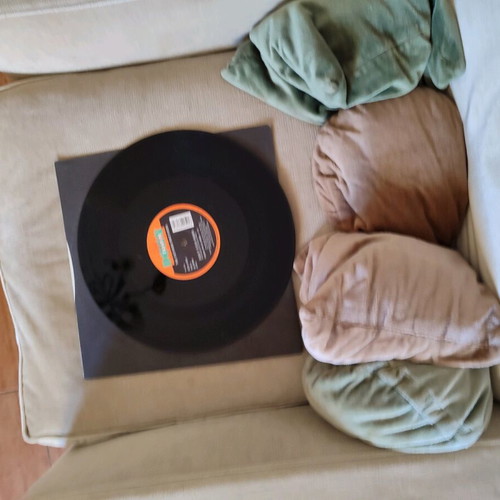The Outhere Brothers Don't Stop Remix vinyl like new, traditional