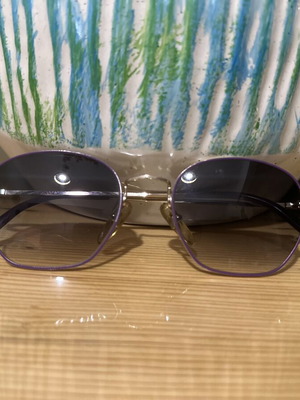 Sunglasses with metal frame like new, purple
