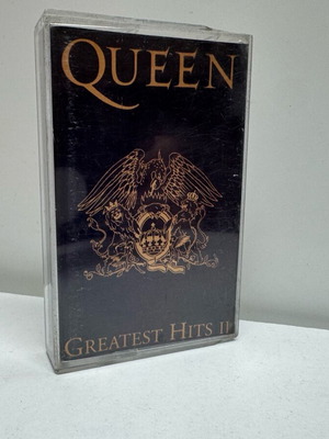 Queen Greatest Hits II cassette like new, rock compilation