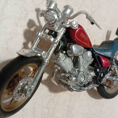 Maisto Yamaha Virago XV1000 motorcycle model used, 1:18 scale
