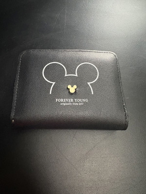 Mickey black wallet with zipper issue for repair or parts