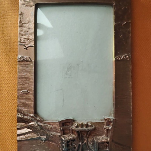 Photo frame used, pink gold color with bronze effect