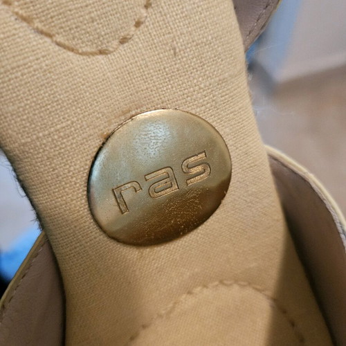 Ras women's platform shoes like new, beige-yellow, 9.5 cm heel, size 37