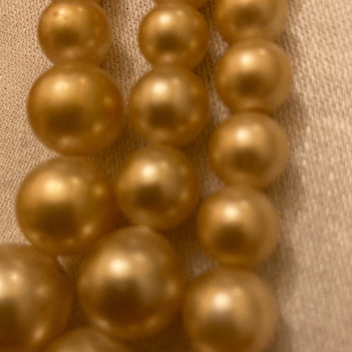 Vintage necklace with 3 rows of pearls used with unique clasp