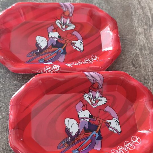 Vintage Space Jam Looney Tunes Bugs Bunny Plates set of 2