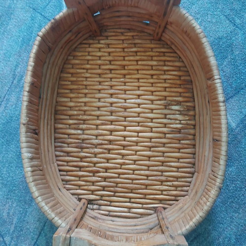 Wicker basket used, dimensions 29x37