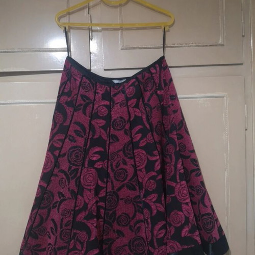Per Una jacquard floral midi skirt like new, size 12 UK