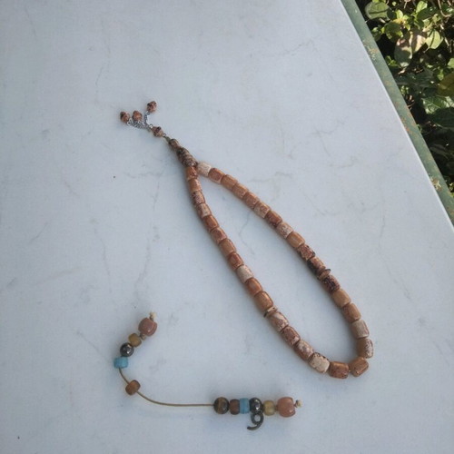 Decorative komboloi with synthetic resin and multicolor worry beads like new