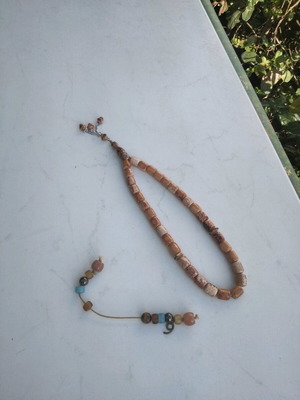 Decorative komboloi with synthetic resin and multicolor worry beads like new