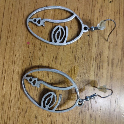 Earrings like new, various colorful pairs