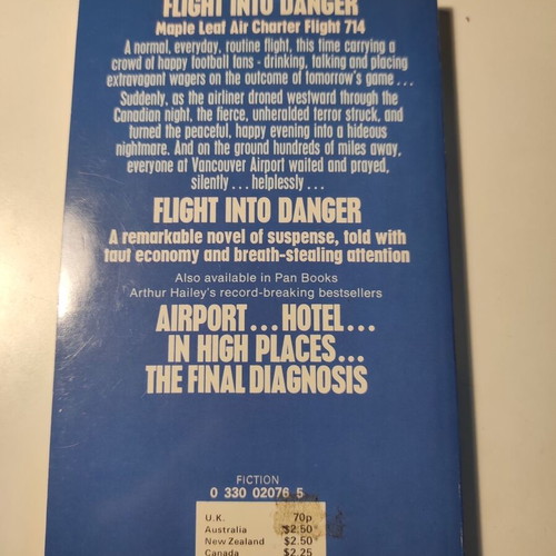 Flight into danger book like new by John Castle & Arthur Hailey, English