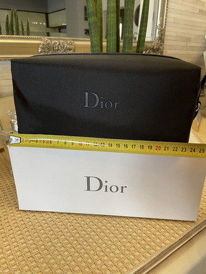 Dior Beautè black toiletry bag pouch with box