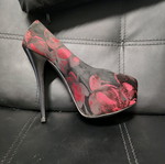 Fullah Sugah pumps used, size 40, black and red