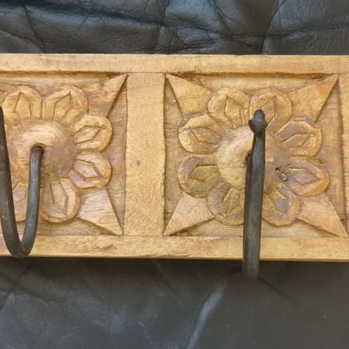Handmade carved wooden wall hanger new from India