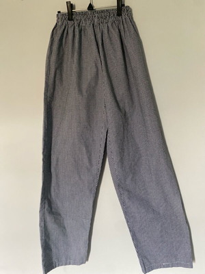 Cooking pants like new, size XS-S with elastic waist and free chef hat