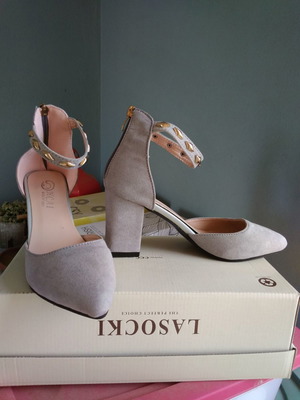 Gray pumps with strap and zipper size 36, new