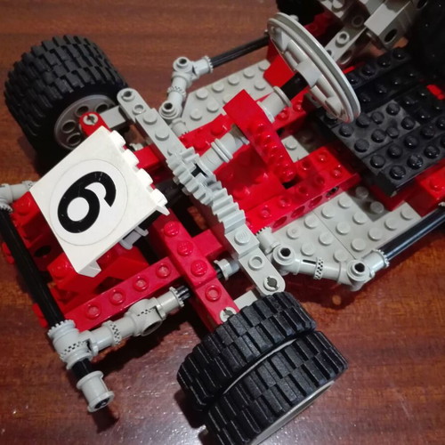 Lego 8842 Formula used, complete 100% with instruction booklet