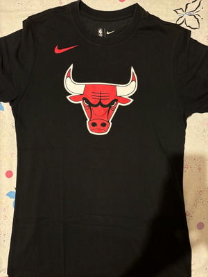 Nike Chicago Bulls men's T-shirt like new, black, size M