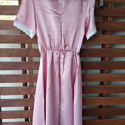 Vintage pink satin nightgown with robe set like new, size S/M