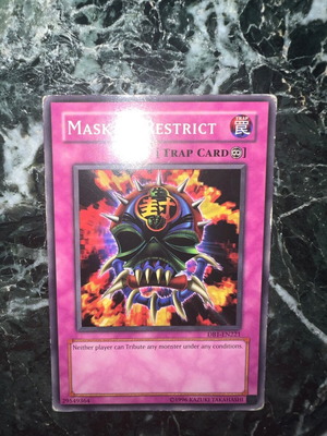 Κάρτα YU-GI-OH Mask of Restrict σαν καινούργιο