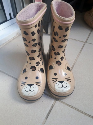 Children's rain boots used H.M, beige, size 26