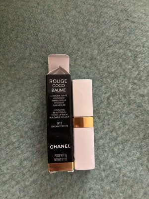 Chanel Rouge Coco Baume new, shade Dreamy White 912