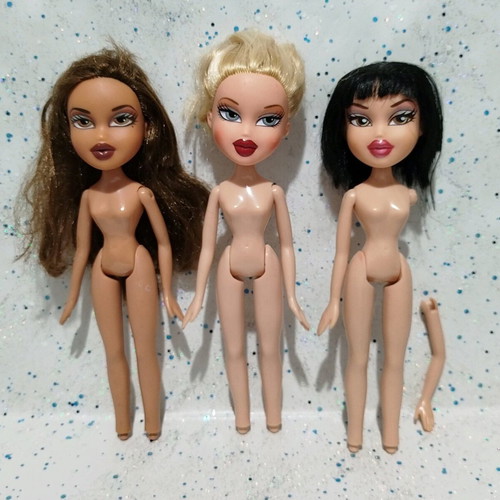 Bratz dolls used, lot of 3 damaged for restoration projects