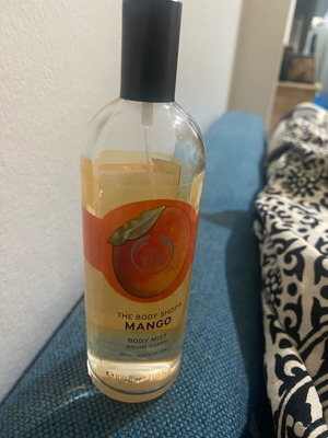 Body Mist Body Shop Mango used