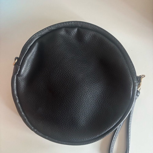 Handbag like new with fringes and black faux leather