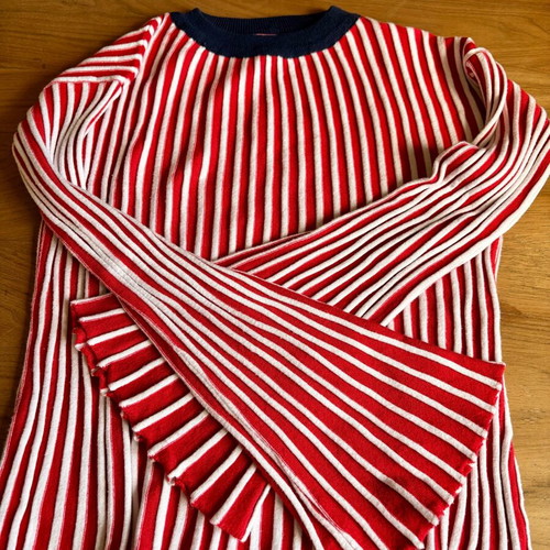 Karavan blouse like new with bell sleeves M/L white with red and blue neckline