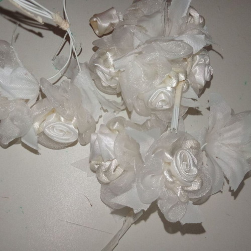 Fabric bridal roses like new, pack of 10, white 4cm