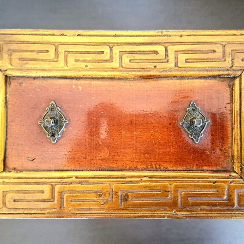 Wooden vintage box for 2 wine bottles with handmade painting like new