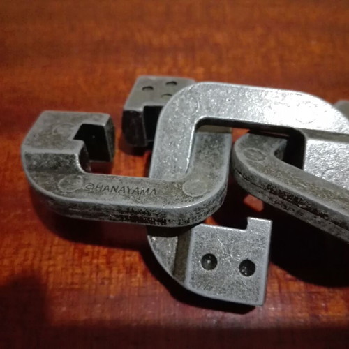 Hanayama Cast Chain puzzle used, high difficulty