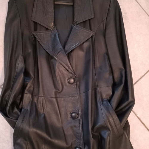 Leather women's flared coat used, black