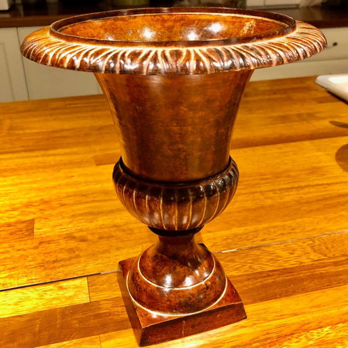 Vintage iron vase set like new, two sizes