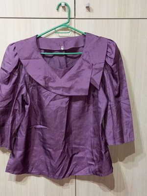 Women's blouse purple satin with shoulder pads and elegant collar like new size 6XL