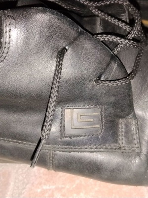 Guy Laroche ανδρικά δερμάτινα μποτάκια σε μαύρο, μέγεθος 43