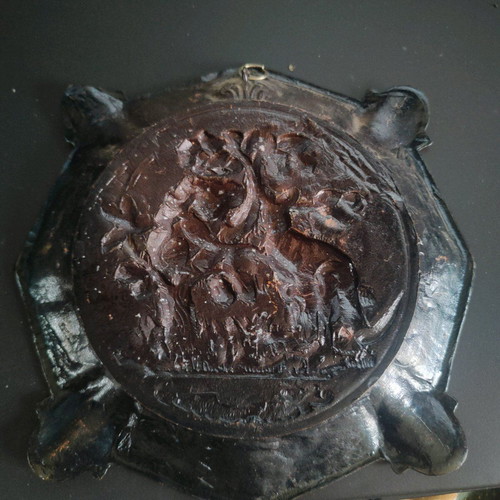 Bronze wall decor Australia with koala and kangaroo like new 18x18cm